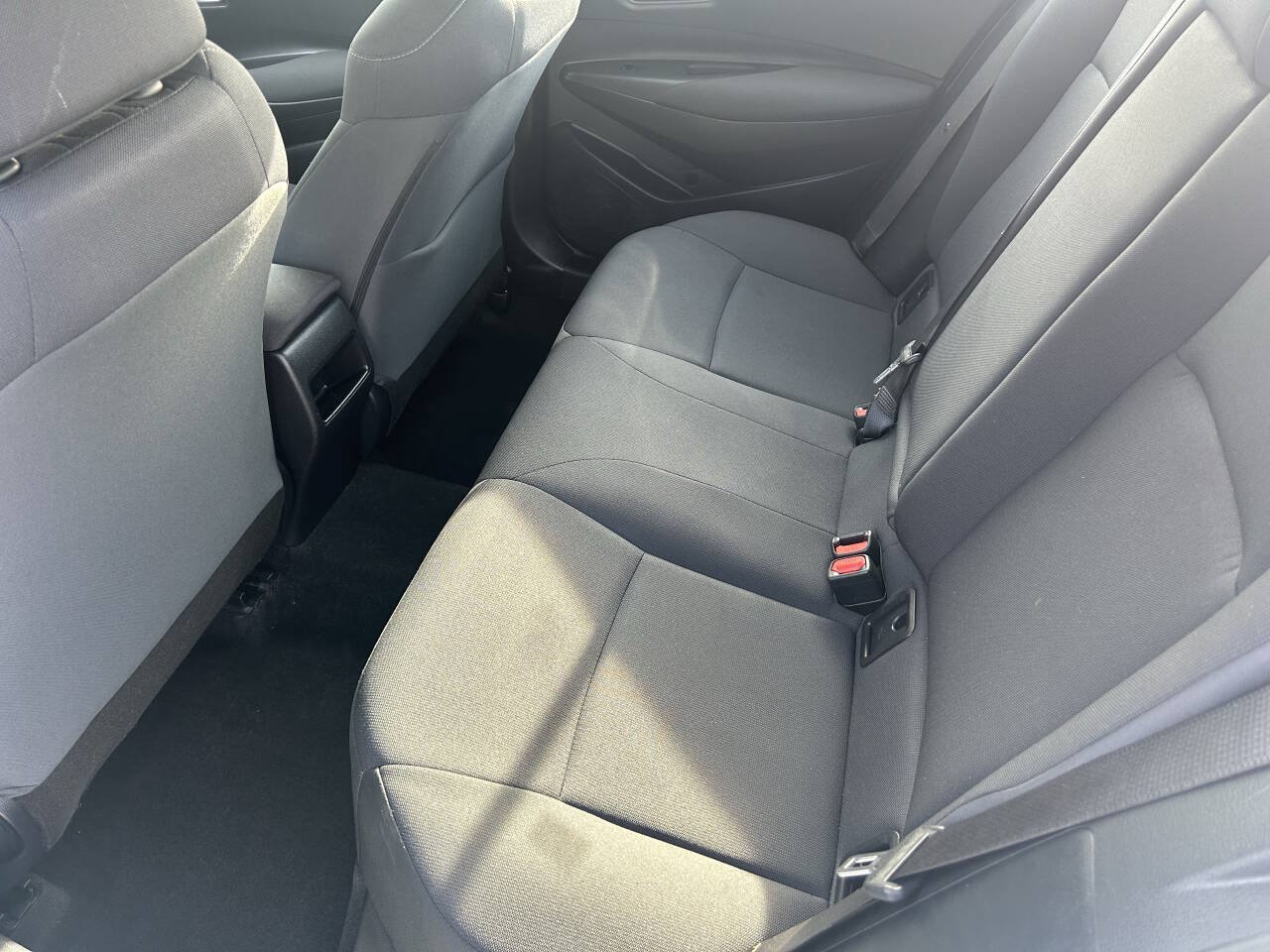 Used 2021 Toyota Corolla LE w/ LE Convenience Package FWD image 12