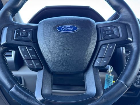 Used 2018 Ford F150 XLT w/ Equipment Group 302A Luxury image 19