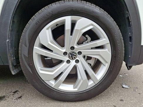 Used 2023 Volkswagen Atlas SE AWD/4WD image 36