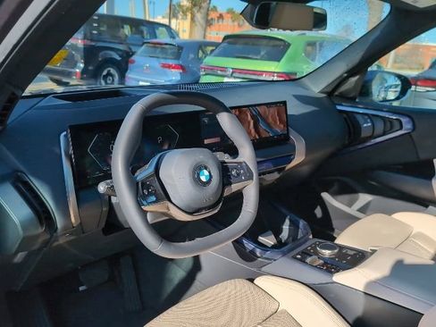 Used 2025 BMW X3 xDrive30i image 8