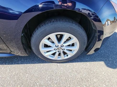 Used 2024 Toyota Corolla LE w/ LE Convenience Package image 13