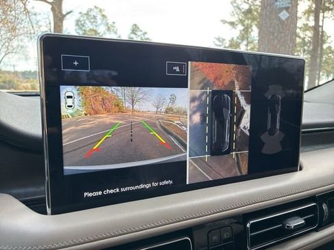 Certified 2022 Lincoln Nautilus Reserve w/ Equipment Group 201A image 31