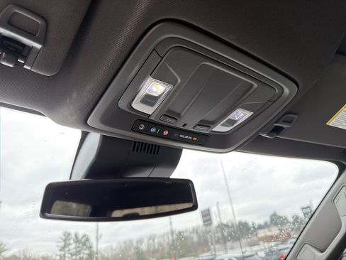 Used 2023 GMC Sierra 1500 SLT w/ SLT Premium Package image 27