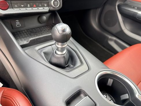 Used 2024 Ford Mustang GT Premium RWD image 29