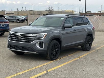 New 2026 Volkswagen Atlas SE
