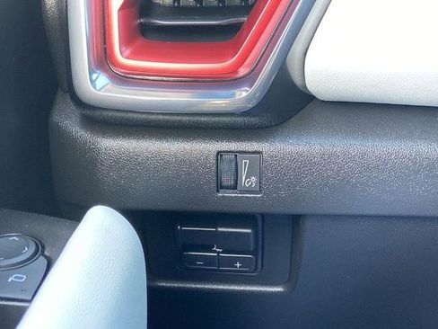 Used 2024 GMC Canyon AT4X image 14