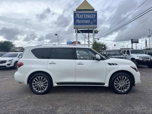 Used 2017 INFINITI QX80 2WD w/ Driver Assistance Package image 10