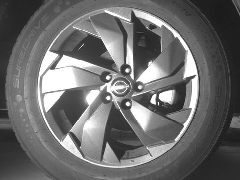 Used 2025 Nissan Rogue SV AWD/4WD image 13