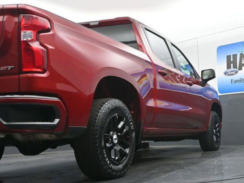 Used 2023 Chevrolet Silverado 1500 RST w/ Z71 Off-Road Package image 20