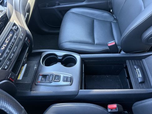 Used 2023 Honda Passport EX-L image 23