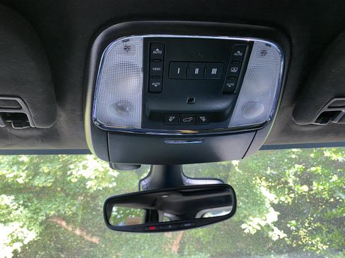 Used 2021 Jeep Grand Cherokee SRT AWD/4WD image 31