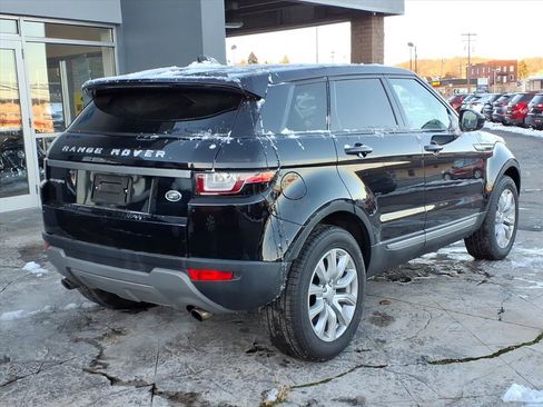 Used 2017 Land Rover Range Rover Evoque SE AWD/4WD image 3