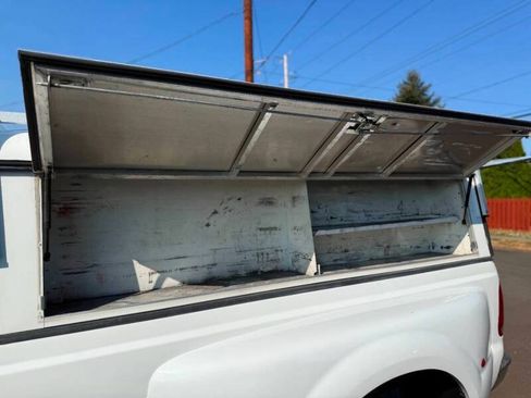 Used 2006 Ford F350 Lariat AWD/4WD image 10