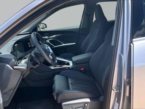 Used 2025 Audi Q5 Premium Plus w/ Premium Plus AWD/4WD image 27