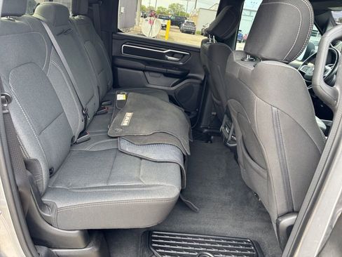 Used 2023 RAM 1500 Big Horn AWD/4WD image 32