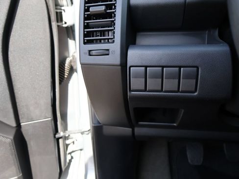 Used 2010 MAZDA MAZDA5 Sport FWD image 26