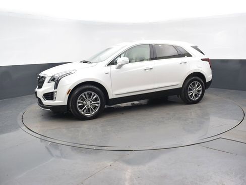 Certified 2023 Cadillac XT5 Premium Luxury image 2