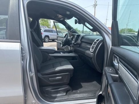 Used 2019 RAM 1500 Big Horn AWD/4WD image 12