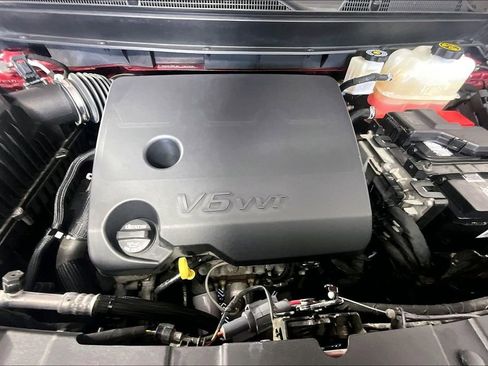 Used 2020 Buick Enclave Essence FWD image 9