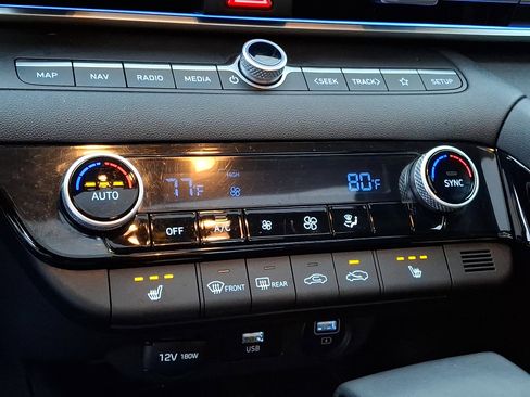 Certified 2023 Hyundai Elantra Limited w/ Cargo Package image 23