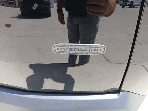 New 2026 Jeep Cherokee Overland AWD/4WD image 30