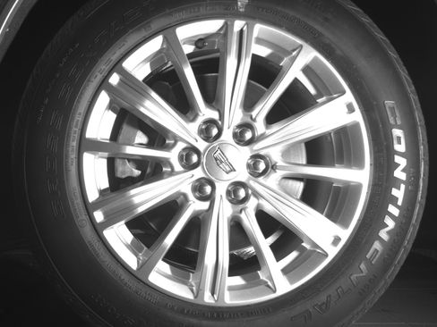 Used 2018 Cadillac XT5 FWD image 12