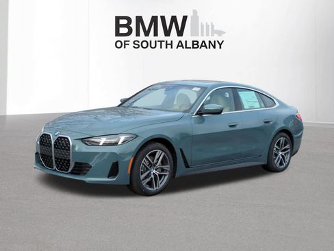 New 2026 BMW 430i xDrive w/ Premium Package AWD/4WD image 2