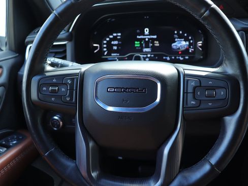 Used 2024 GMC Yukon Denali Ultimate AWD/4WD image 28