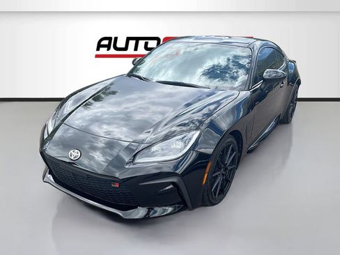 Used 2022 Toyota GR86 Premium w/ ALL Weather Mat Package (TMS) RWD image 3