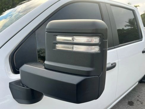 Used 2021 Chevrolet Silverado 2500 W/T w/ WT Fleet Convenience Package image 4