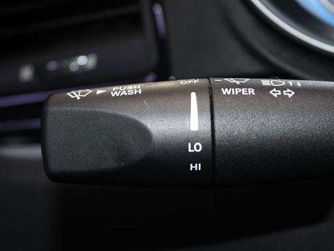 Used 2023 Chrysler 300 Touring L RWD image 27