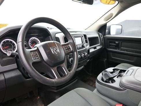 Used 2017 RAM 1500 Express image 21