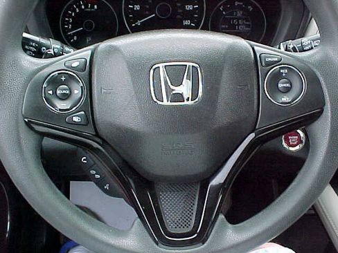 Used 2016 Honda HR-V EX image 26