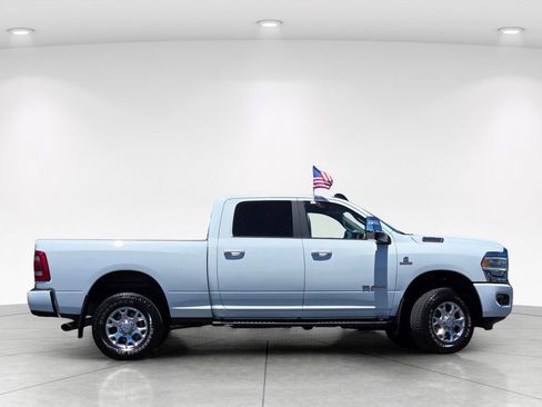 Used 2024 RAM 2500 Laramie AWD/4WD image 4