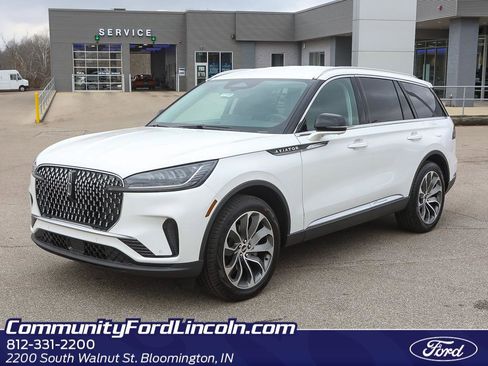 New 2026 Lincoln Aviator AWD image 1