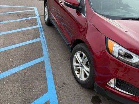 Used 2019 Ford Edge SEL w/ Equipment Group 201A AWD/4WD image 3