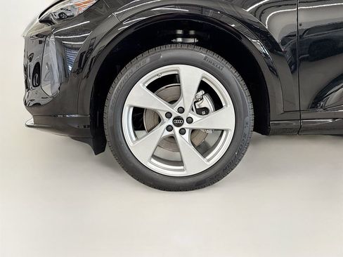 New 2025 Audi Q5 Premium Plus AWD/4WD image 23