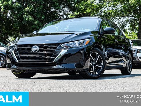 Used 2024 Nissan Sentra SV FWD image 2