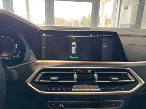 Used 2022 BMW X5 xDrive40i w/ M Sport Package image 24