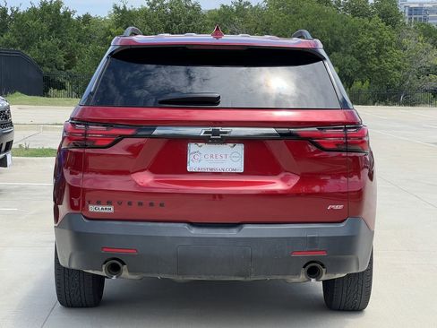 Used 2023 Chevrolet Traverse RS FWD image 4