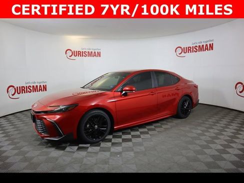 Used 2025 Toyota Camry SE FWD image 6