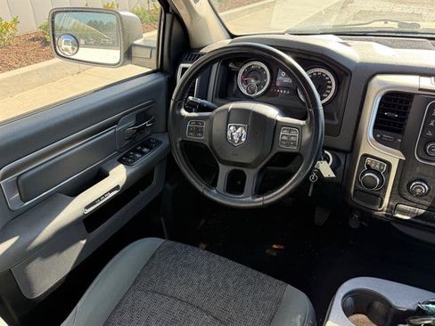 Used 2015 RAM 1500 Big Horn image 10