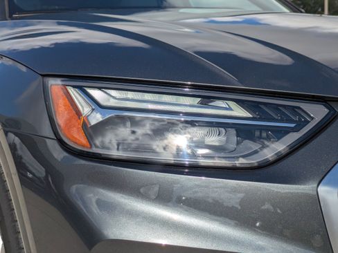 Used 2025 Audi Q5 e Premium Plus image 10