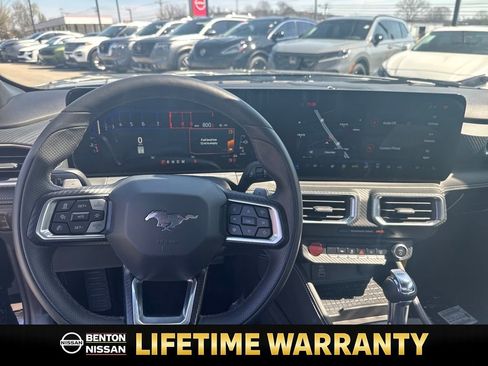 Used 2024 Ford Mustang GT Premium image 15