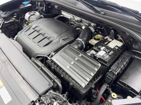 Used 2025 Audi Q3 2.0T Premium image 76