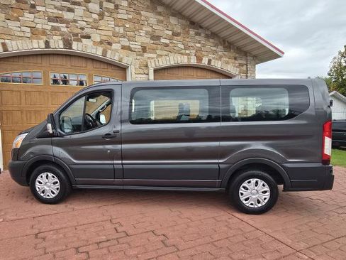 Used 2017 Ford Transit 150 XLT image 6