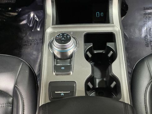 Used 2024 Ford Edge SEL AWD/4WD image 11