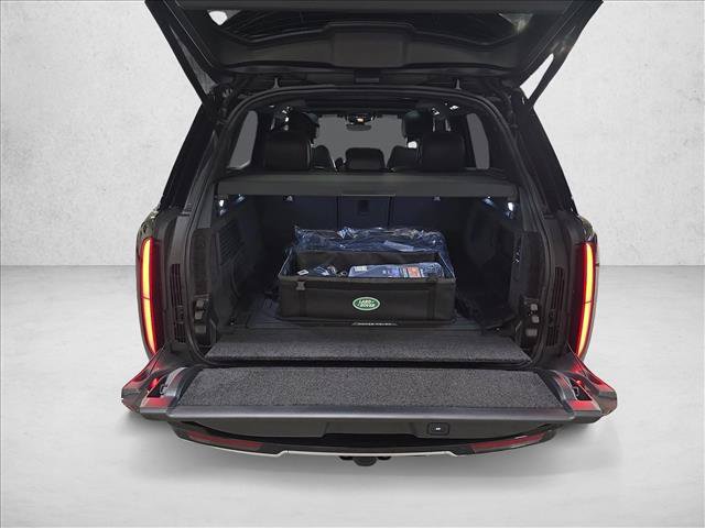 New 2026 Land Rover Range Rover SE AWD/4WD image 13