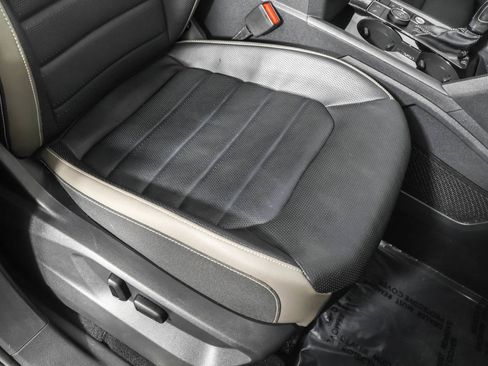 Used 2022 Volkswagen Atlas Cross Sport SEL Premium R-Line image 47