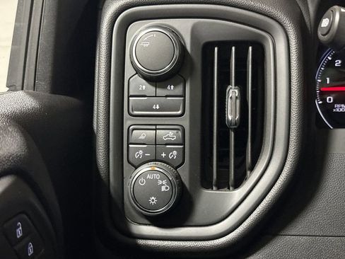 Used 2024 Chevrolet Silverado 2500 Custom w/ Custom Value Package AWD/4WD image 18